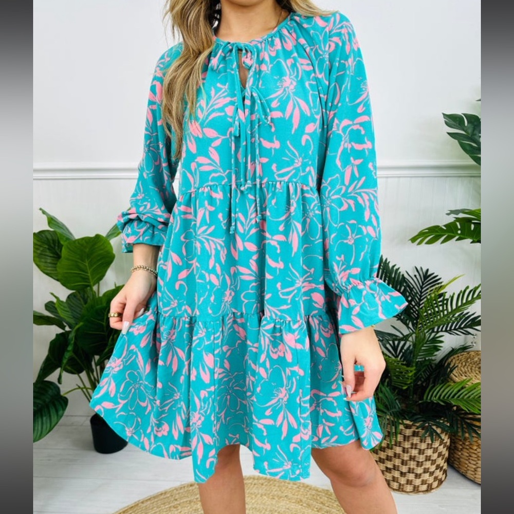 NWT Haptics Floral Long Sleeve Dress in Mint Sz S/M